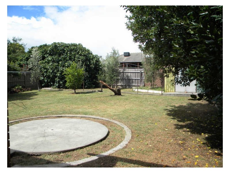 7 Salvana Avenue, Mitcham VIC 3132