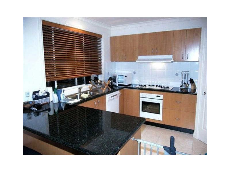3/2 Adrienne Crescent, Mount Waverley VIC 3149