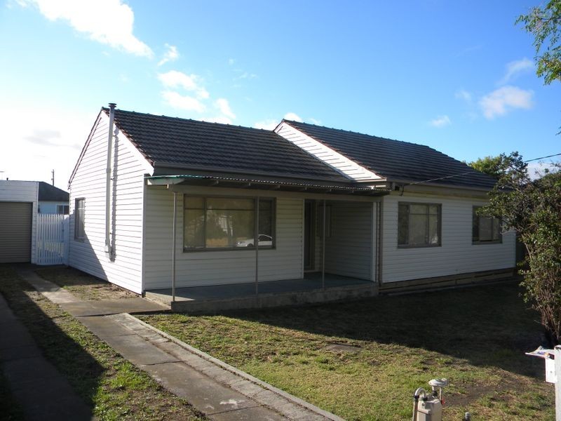 4 Dover Street, Oakleigh East VIC 3166