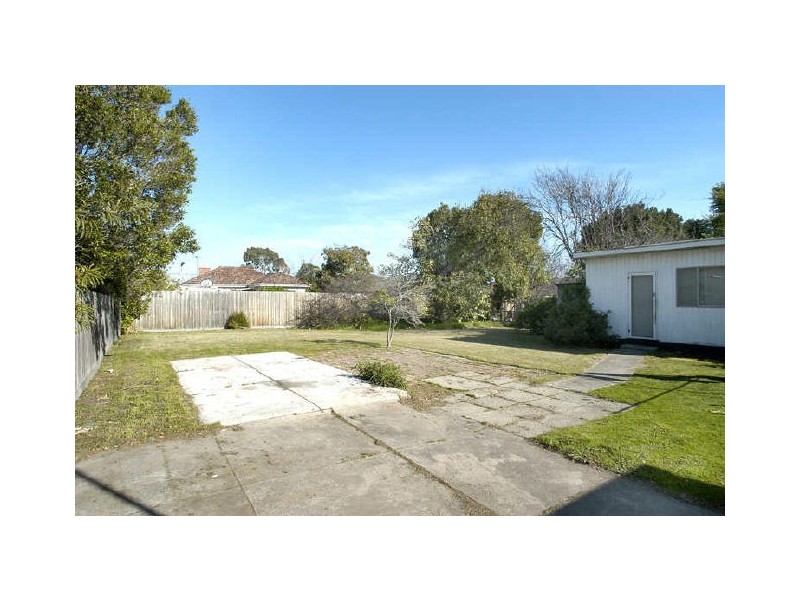 16 Birdwood Street, Bentleigh East VIC 3165