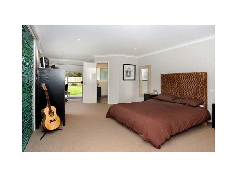 36 Delia Street, Oakleigh South VIC 3167