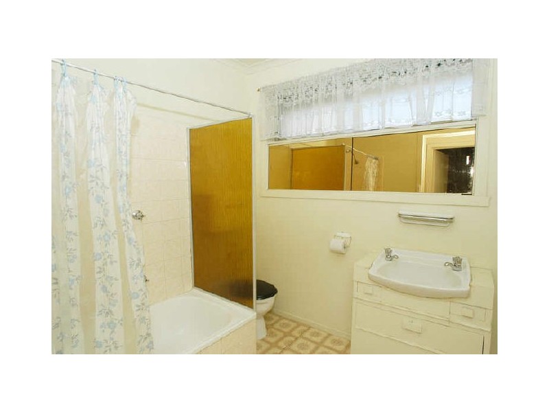 1/10 Stapley Crescent, Chadstone VIC 3148