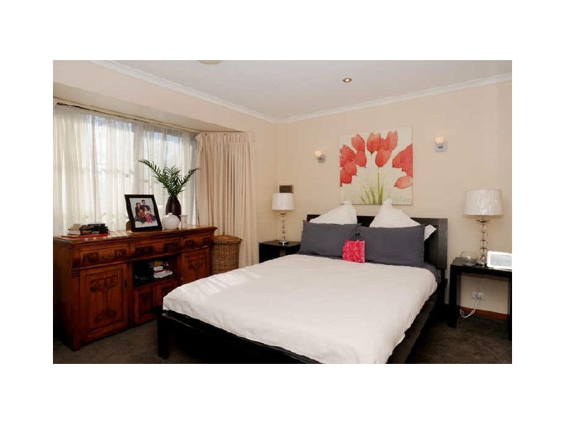 16/2-12 Temple Street, Ashwood VIC 3147