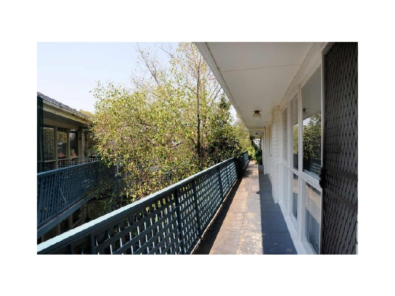 11/1761 Dandenong Road, Oakleigh East VIC 3166