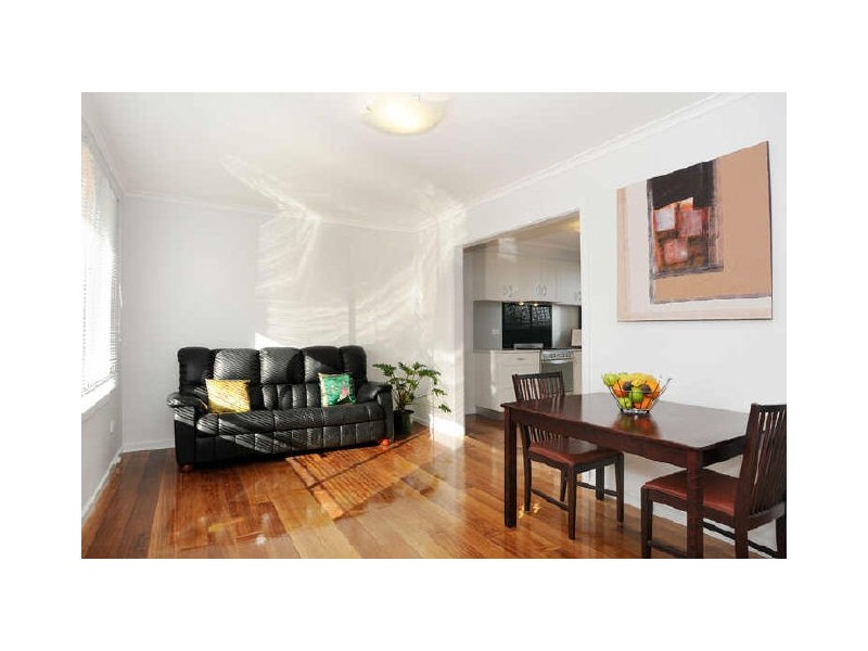 1/10 Stapley Crescent, Chadstone VIC 3148