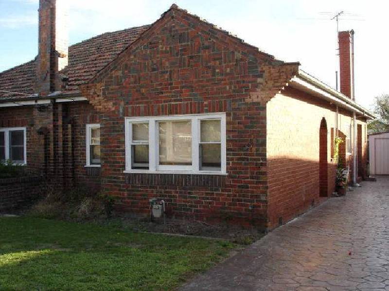 33 Paddington Road, Hughesdale VIC 3166