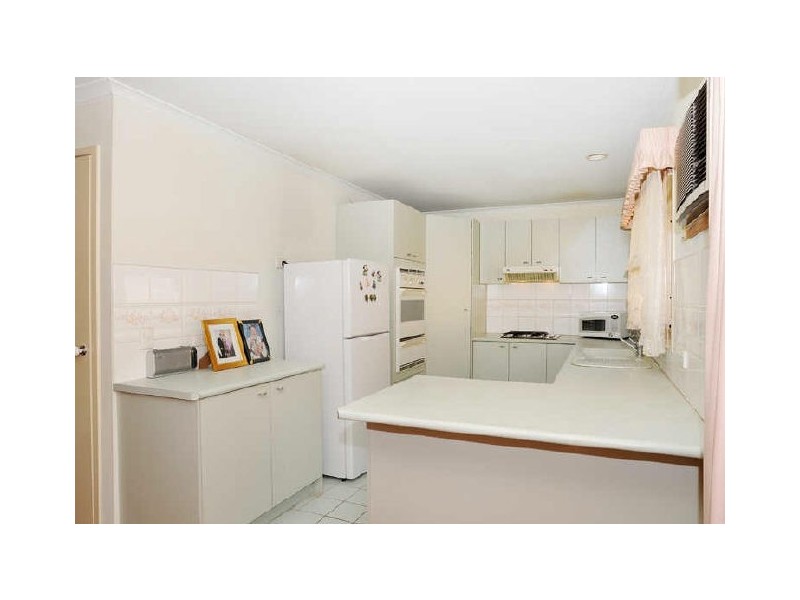 3/8-10 Golf Links Avenue, Oakleigh VIC 3166