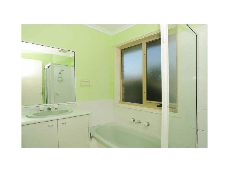 3/8-10 Golf Links Avenue, Oakleigh VIC 3166