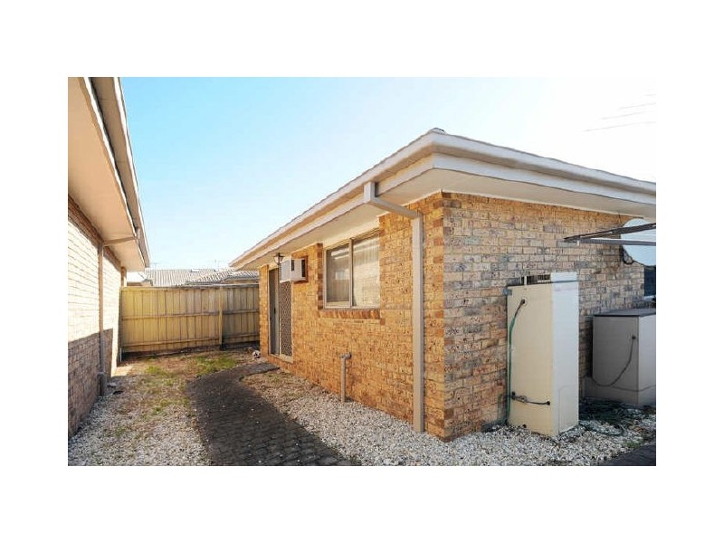 3/8-10 Golf Links Avenue, Oakleigh VIC 3166