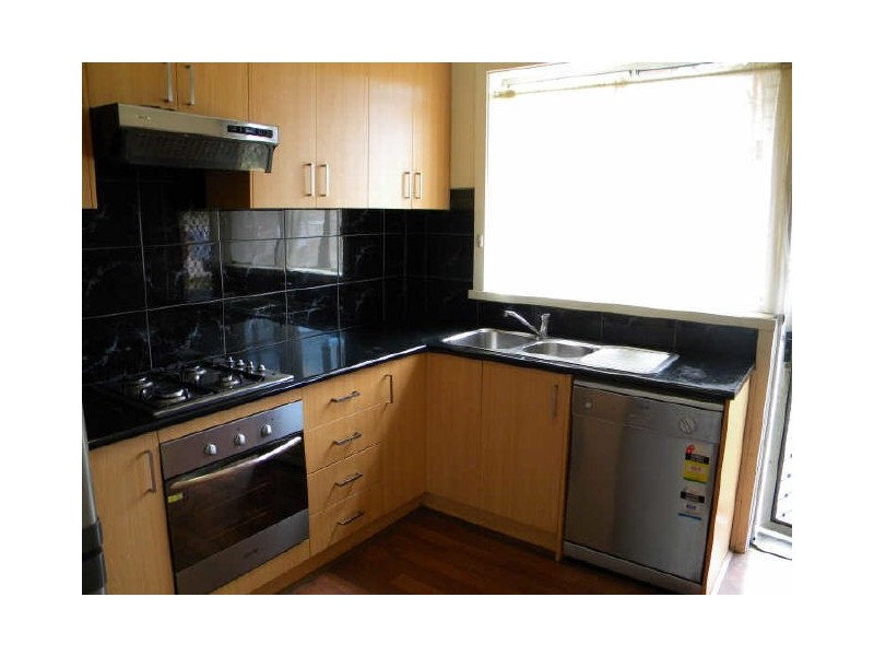 1/3B Warrigal Road, Hughesdale VIC 3166