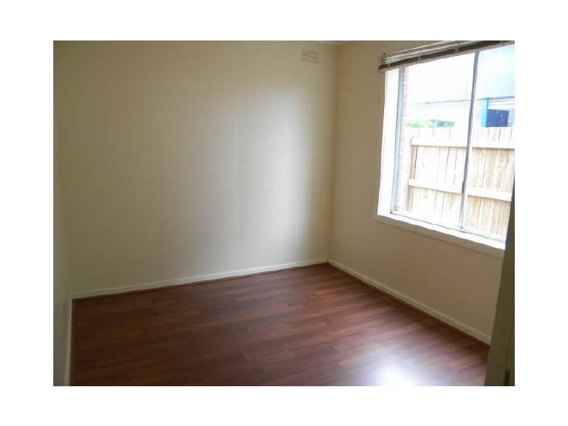 1/3B Warrigal Road, Hughesdale VIC 3166