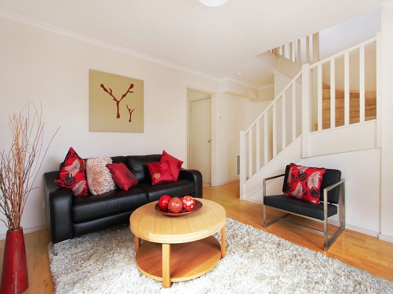 8 Gateway Close, Chadstone VIC 3148
