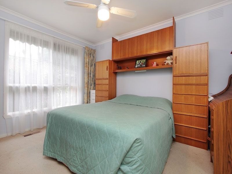 2/43 Barrington Street, Bentleigh East VIC 3165