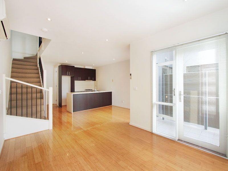 9/2 Gibson Street, Caulfield East VIC 3145