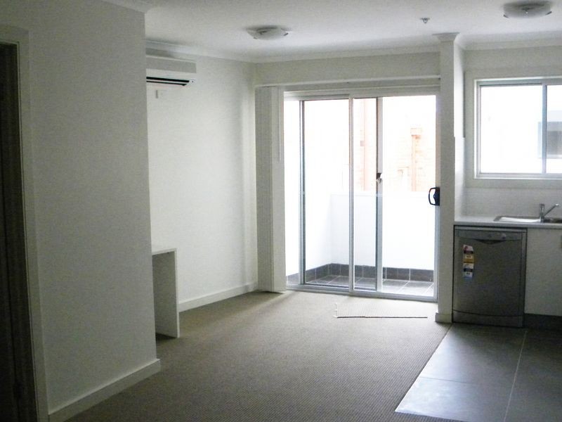 4/41 Railway Avenue, Oakleigh VIC 3166