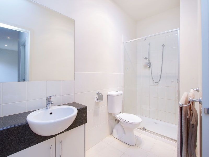 2/33 Charlton Street, Mount Waverley VIC 3149