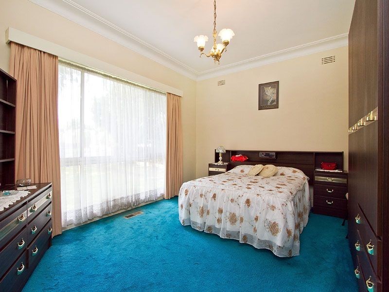 4 Worcester Street, Huntingdale VIC 3166