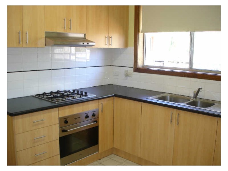 2/16 Tennyson Avenue, Clayton South VIC 3169