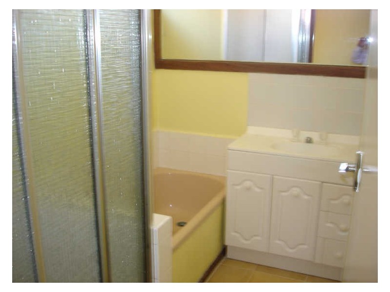 2/16 Tennyson Avenue, Clayton South VIC 3169