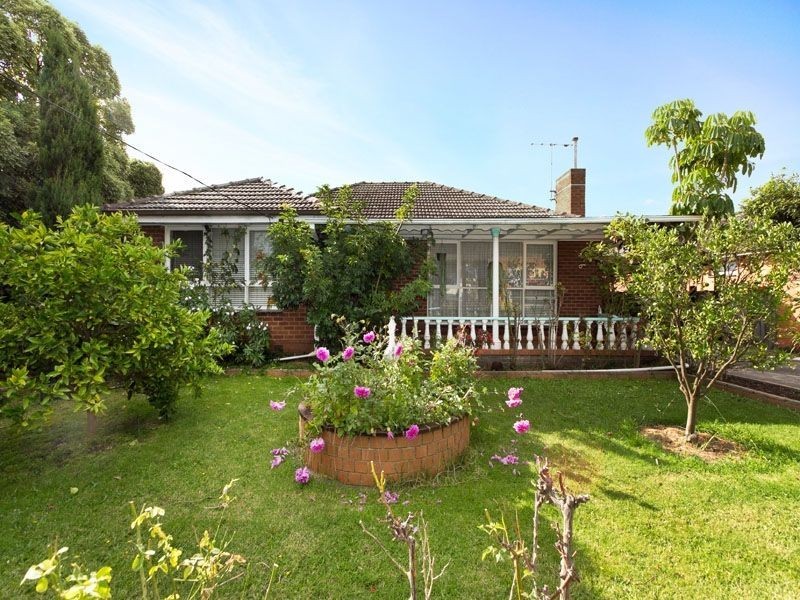 9 Bellerive Avenue, Mount Waverley VIC 3149