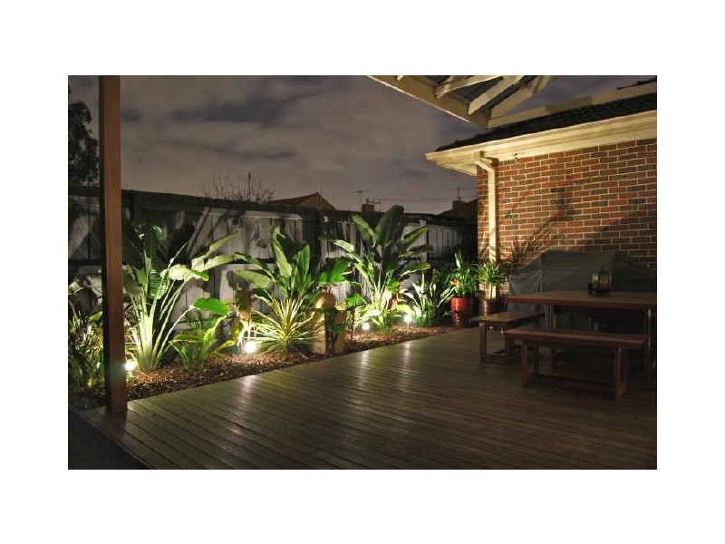 2/71 Macrina Street, Oakleigh East VIC 3166