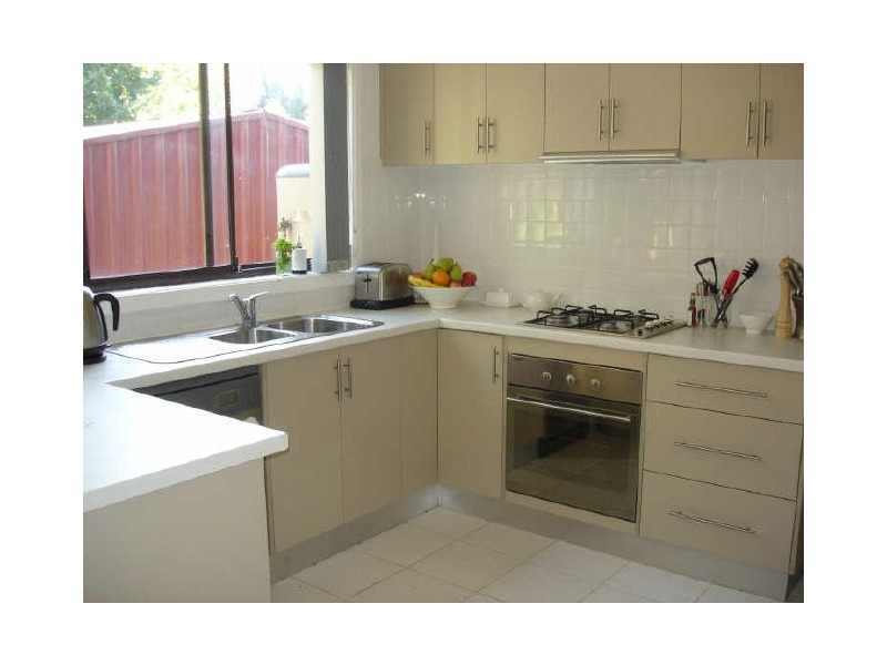 1/120 Ferntree Gully Road, Oakleigh East VIC 3166