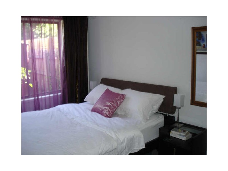 1/120 Ferntree Gully Road, Oakleigh East VIC 3166