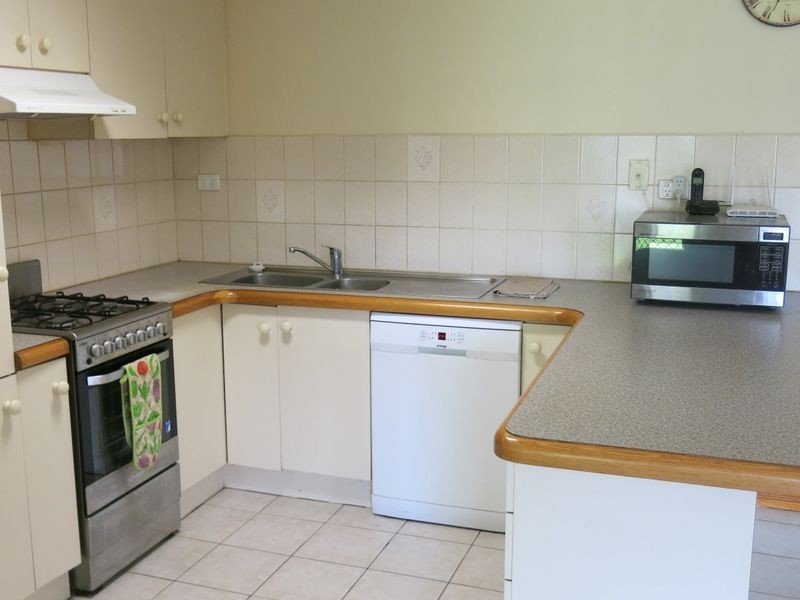 1/8 Stewart Road, Oakleigh East VIC 3166