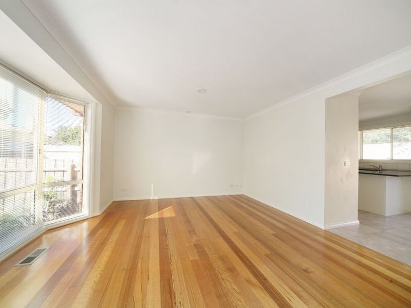 2/7 Greta Street, Oakleigh East VIC 3166