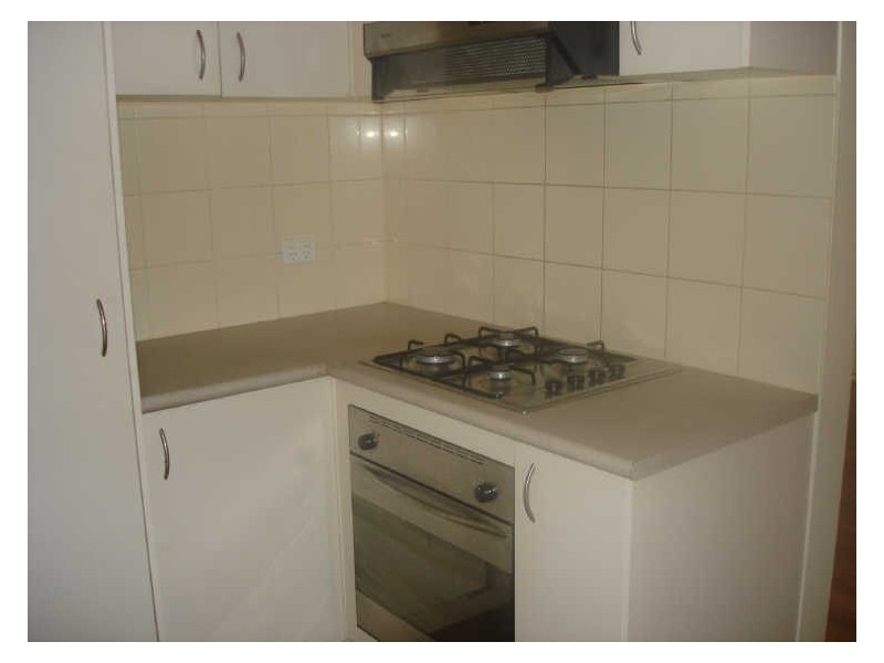 11 Gateway Close, Chadstone VIC 3148