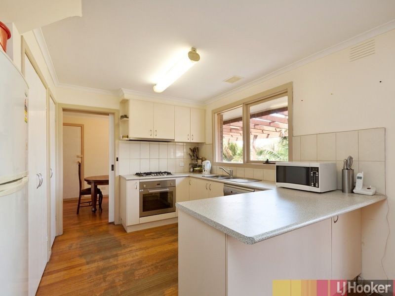 8 Casey Court, Clarinda VIC 3169