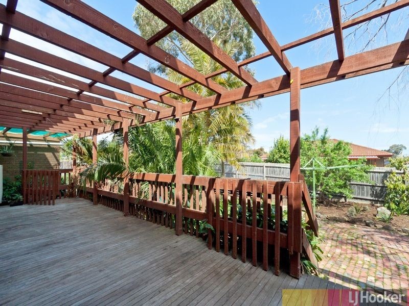 8 Casey Court, Clarinda VIC 3169