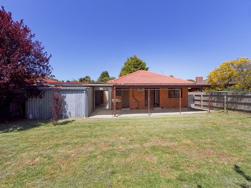 61 Shetland Street, Endeavour Hills VIC 3802