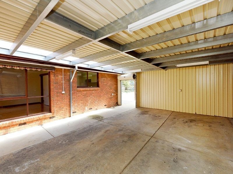 61 Shetland Street, Endeavour Hills VIC 3802