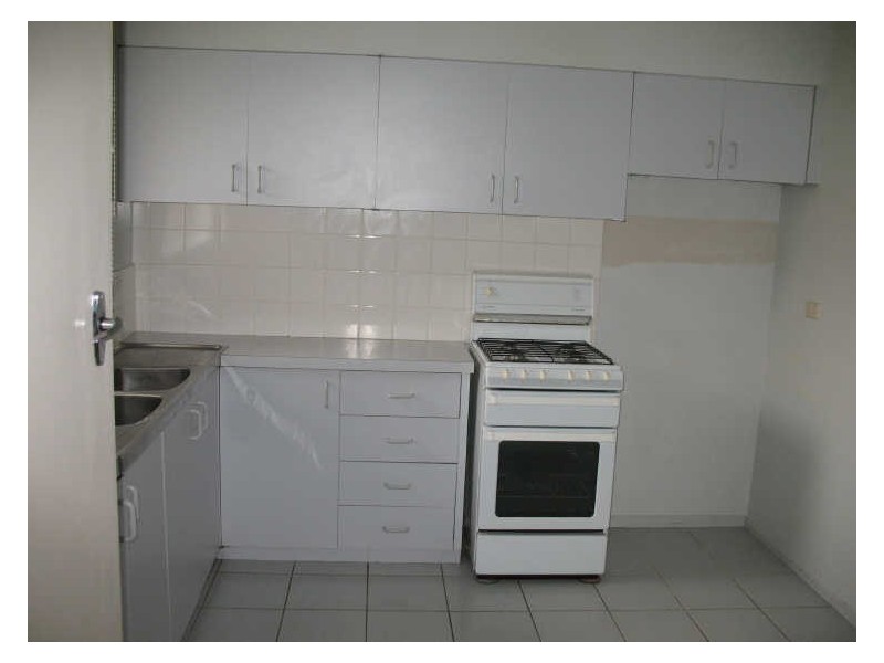 2/11 State Street, Oakleigh East VIC 3166