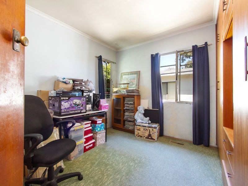 6 Warrina Street, Chadstone VIC 3148