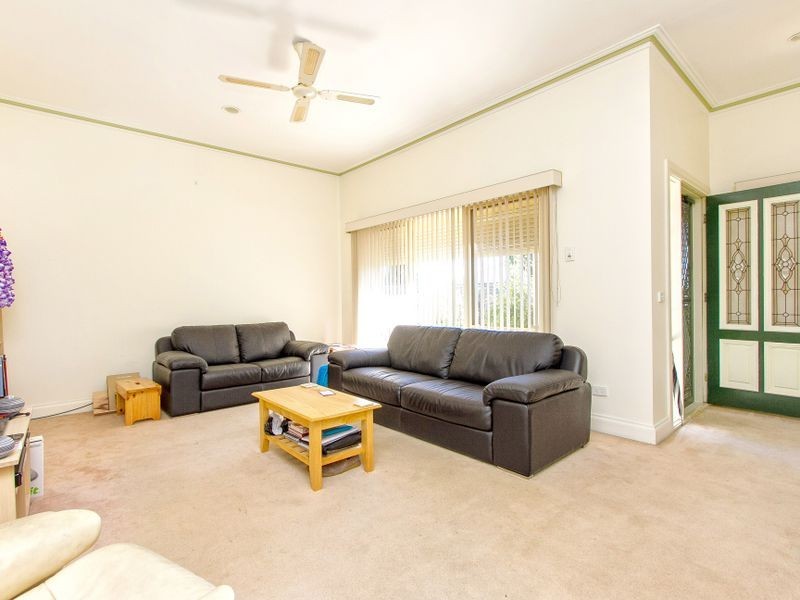 2/2 Green Gables Avenue, Malvern East VIC 3145