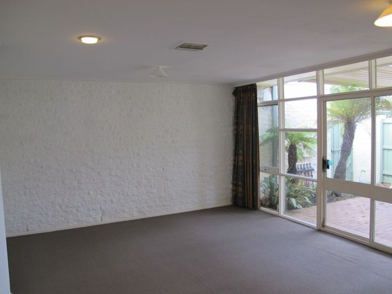 8 Lewis Street, Mount Waverley VIC 3149