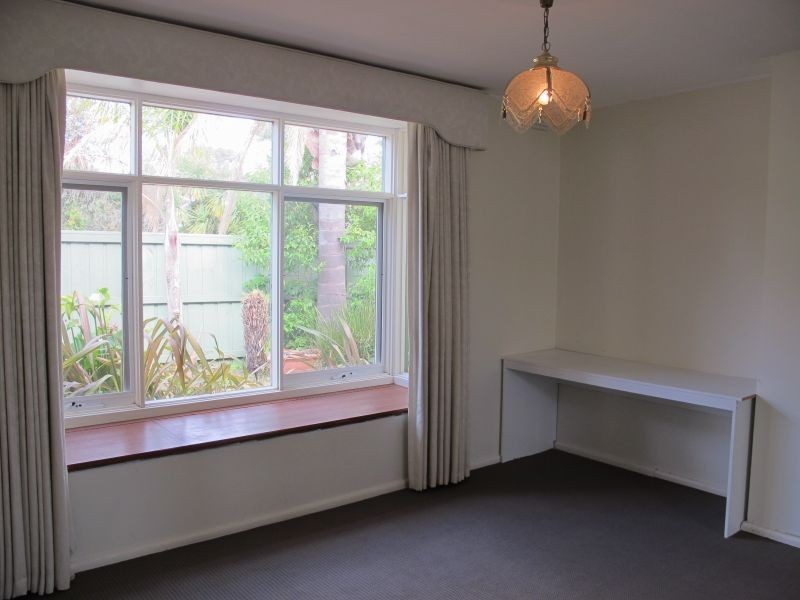 8 Lewis Street, Mount Waverley VIC 3149