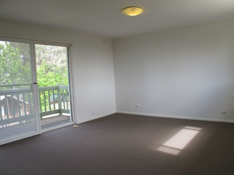 8 Lewis Street, Mount Waverley VIC 3149