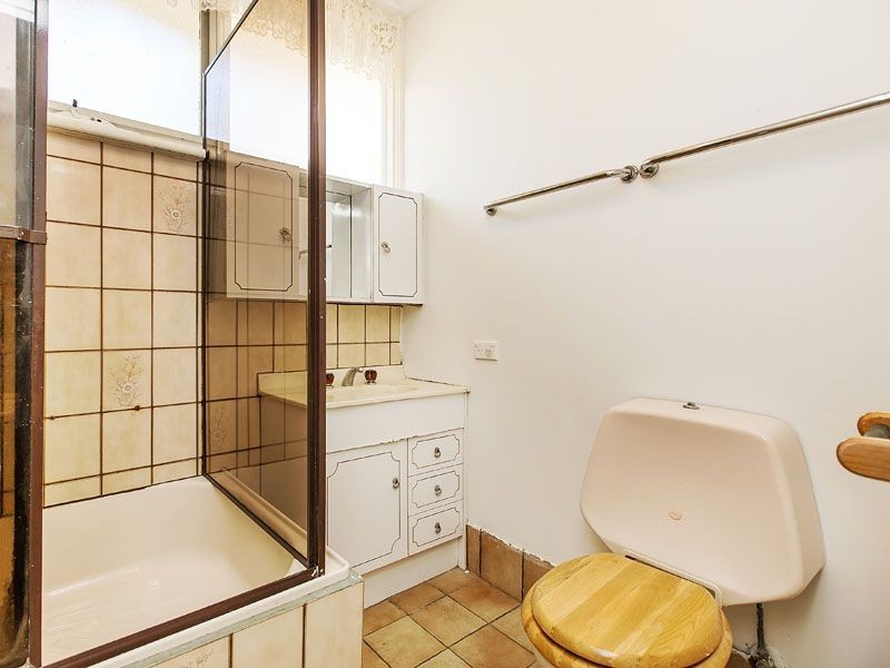 8 Lewis Street, Mount Waverley VIC 3149