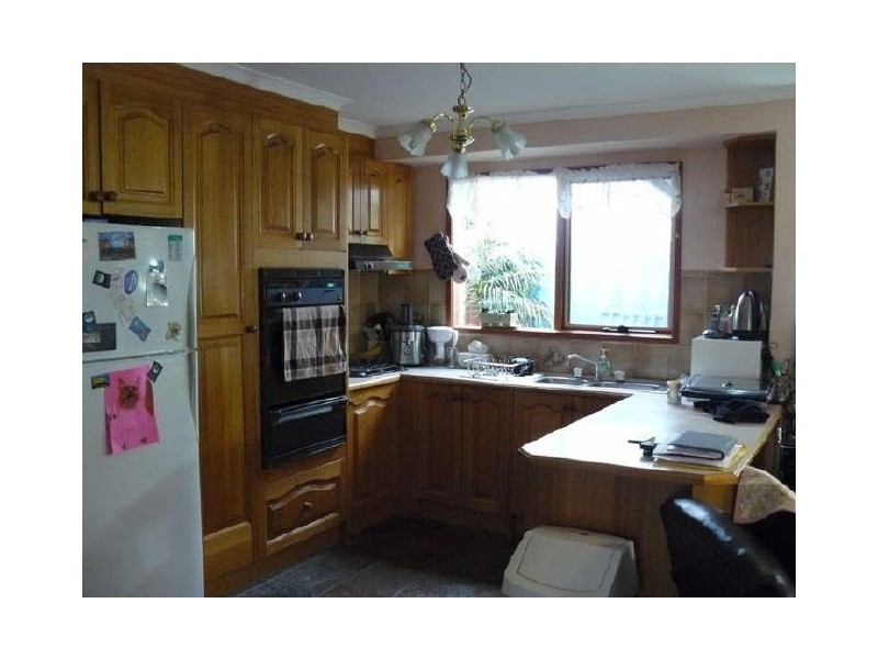 50 Tarcoola Drive, Narre Warren VIC 3805