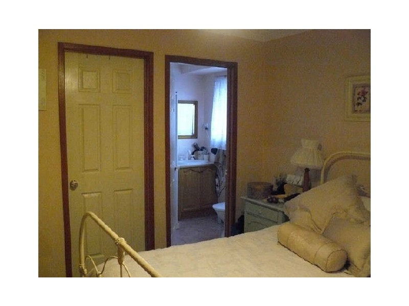 50 Tarcoola Drive, Narre Warren VIC 3805