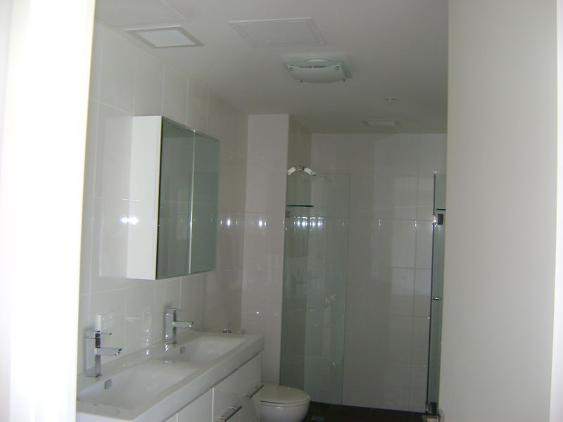 8/30 Swindon Road, Hughesdale VIC 3166