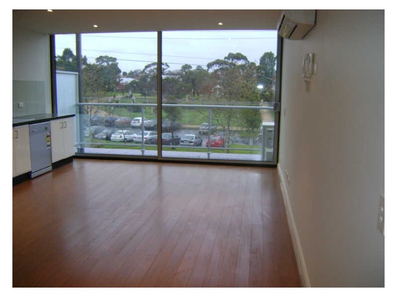11/30 Swindon Road, Hughesdale VIC 3166