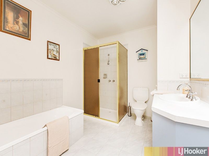 2/11 Cypress Court, Oakleigh South VIC 3167