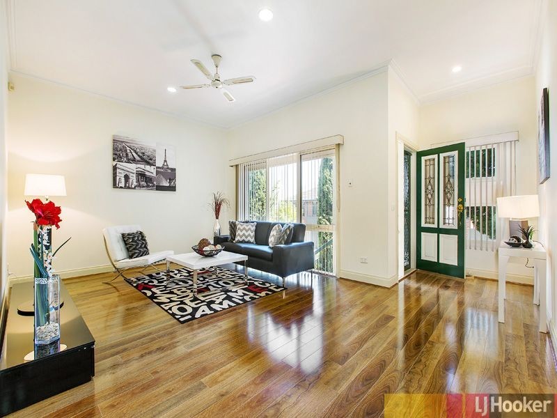 2/2 Green Gables Avenue, Malvern East VIC 3145