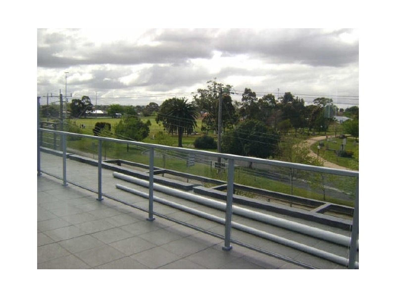 15/30 Swindon Road, Hughesdale VIC 3166