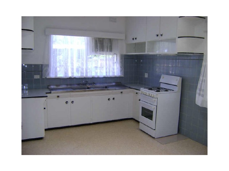 33 Swanson Street, Chadstone VIC 3148