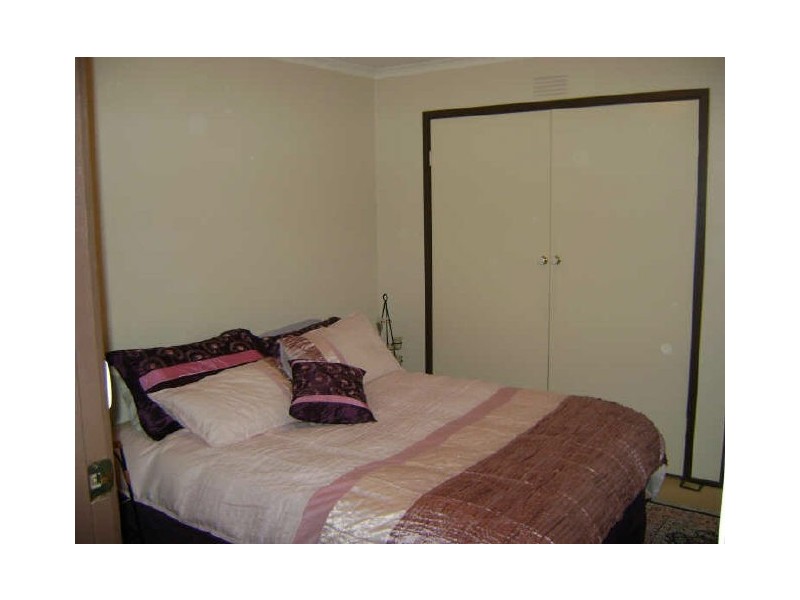 2/120 Ferntree Gully Road, Oakleigh East VIC 3166